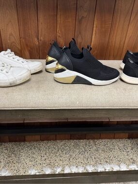 Women’s size 8.5 sneakers